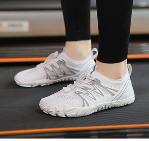 <span class=keywords><strong>Scarpe</strong></span> <span class=keywords><strong>da</strong></span> Acqua Personalizzate Bianche <span class=keywords><strong>da</strong></span> Donna per Fitness, Nuoto e Camminata, Asciugatura Rapida, Traspiranti, Leggere, Minimaliste, Elastiche - Product Image 1