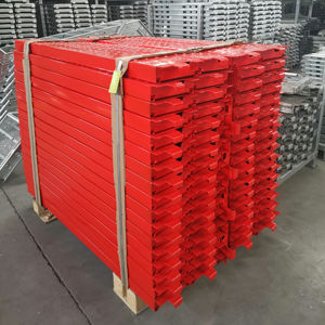 Planche en acier de 24 cm de large utilisée pour les échafaudages Kwikstage - Product Image 1