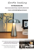 Veilleuse LED tricolore au design moderne en métal chromé champignon à gradation barre d'étude dôme en fer à batterie pour bureaux chambres à coucher