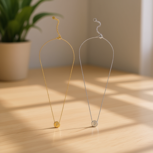 Collar con Colgante en Forma de P, Acero Inoxidable, Chapado en Oro, Cadena Minimalista, Unisex, para Uso Diario - Product Image 2