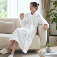 Peignoir en flanelle pour femme Feiyue, doux pour la peau, nouvelle collection 2026, texture gaufrée absorbante, idéal pour se détendre la nuit
