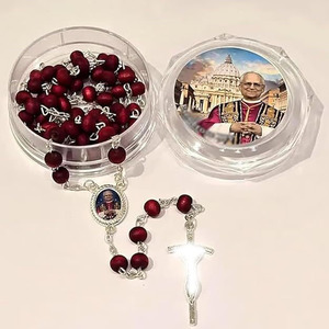 Pape Léon XIV pétale de rose rouge-chapelet en bois parfumé avec boîte-cadeau pour hommes et femmes - Product Image 4