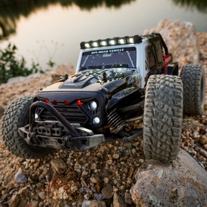 Voiture RC 16103Pro 1/16 4x4 tout-terrain avec moteur brushless et éclairage, télécommandée, haute vitesse, drift, monster truck, jouet pour adultes - Product Image 6