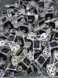 Parti del motore auto ad alte prestazioni montaggio motore per auto attacco motore adatto per audi A6 - Product Image 5