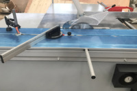 Scie à table coulissante pour la découpe du bois ou du PVC de 3200 mm, machine à scier les panneaux de bois pour meubles