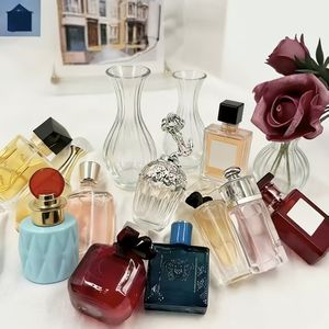 Mini Perfume <span class=keywords><strong>de</strong></span> Lujo en Spray, Set <span class=keywords><strong>de</strong></span> Regalo <span class=keywords><strong>para</strong></span> Mujer y Hombre, Aroma Floral Cítrico Fresco, Tamaño <span class=keywords><strong>de</strong></span> Muestra - Product Image 2