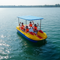 Coque en fibre de verre robuste QIQU pour utilisation quotidienne, bateau à pédales de qualité commerciale pour 4 personnes