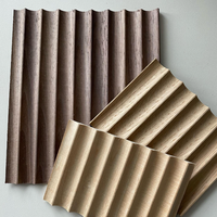 Panneaux muraux rainurés en bois massif de chêne et de noyer, design moderne super flexible, aspect naturel