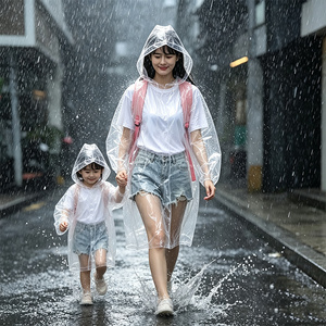 Poncho de Lluvia Desechable de PE Transparente para Adultos y Niños, Compacto, del Tamaño de una Tarjeta, Impermeable, Portátil para Emergencias al Aire Libre - Product Image 1
