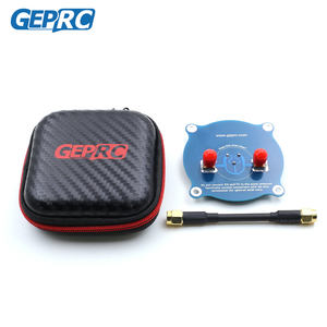 GEPRC Triple Feed <span class=keywords><strong>Patch</strong></span>-1 5,8G 9.4DBI Antena de metal <span class=keywords><strong>FPV</strong></span> polarizada circular para RHCP LHCP RC Fatshark Skyzone Goggle DIY para bricolaje - Product Image 6