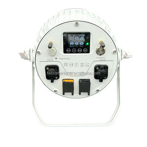 Vente directe d'usine 12 LED PAR étanches alimentées par batterie Contrôle sans fil par téléphone portable pour scène de mariage en plein air Parc à thème - Product Image 5