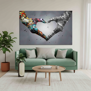 Impression sur toile Graffiti Main et Cœur Élégants : Art Mural Moderne, TOILE ENROBÉE - Product Image 3
