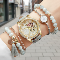 Lot de 5 montres pour femmes, cadran imprimé tendance, bracelet en cuir, montre pour femmes avec bracelets perlés pour les boutiques de cadeaux