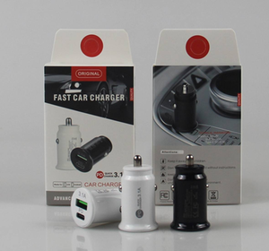 Neues Mini-Auto ladegerät Supers chn elles <span class=keywords><strong>2</strong></span>-in-1-PD-Autoladung 5V/3,1 A Ausgang für Mobiltelefon mit <span class=keywords><strong>Box</strong></span>-Paket - Product Image 6