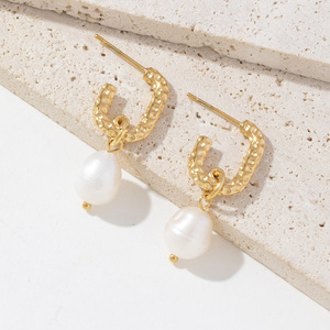 18K chapado en oro libre de deslustre joyería texturizada <span class=keywords><strong>Marbella</strong></span> gota cuelga mujeres pendientes de perlas barrocas - Product Image 3