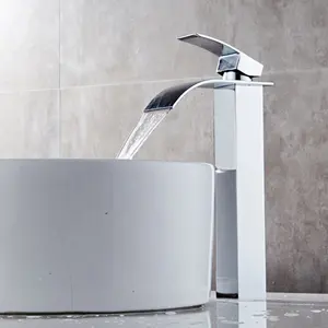 Rubinetto del bacino lavandino del bagno rubinetto monocomando foro rubinetto cromato rubinetti del bacino Deck lavaggio Vintage miscelatore freddo caldo