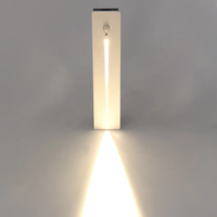 Applique murale LED étanche IP65 en aluminium 220V avec détecteur de mouvement PIR pour intérieur/extérieur, idéale pour escaliers, maison, jardin, chambre