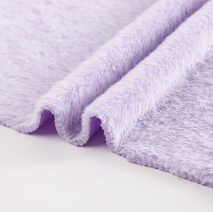 Tessuto in Peluche Monofacciale Super Morbido 350gsm con Stampa e Goffratura Effetto Pelliccia di Coniglio, 100% Poliestere con Retro in Maglia per Giocattoli e Abbigliamento - Product Image 2