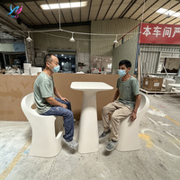 Nouvelle Chaise de Bar Moderne en Fibre de Verre Écologique 2026, Tabouret Incurvé Sans Dossier Blanc pour Salon Extérieur, Balcon et Salle à Manger