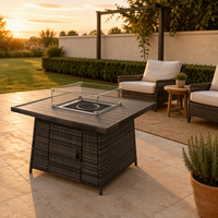 Table de foyer en rotin tressé de luxe, personnalisée, minimaliste, moderne, carrée, au propane, sans fumée, pour villa, hôtel, complexe hôtelier, terrasse