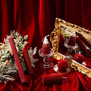 Bougies Cylindriques Rouges Créatives Vintage en Cire de Soja pour Décoration de Maison, Mariage et Restaurant - Product Image 3