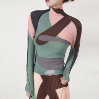 Alta calidad 2025 nueva moda Miyake plisado estampado Top mujeres plisado estilo Casual elasticidad manga larga Camiseta