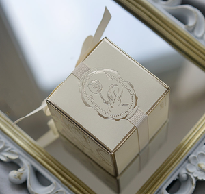 Nueva Caja de Dulces con Diseño de Flor Dorada y Listón, Recuerdos para Bodas y Fiestas, Caja de Regalo de Papel para Chocolates y Dulces - Product Image 3