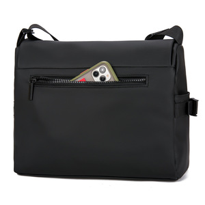 Sac bandoulière messager en nylon pour homme, grande capacité, décontracté, sportif, imperméable, nouvelle collection, vente en gros - Product Image 2