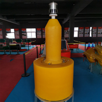 Bouée de navigation marine durable en LLDPE, marqueur de canal avec lumière d'avertissement solaire, 800x1400mm, 200KG, BT ISO9001