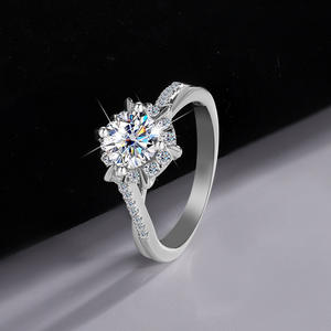 خاتم زفاف وخطوبة فاخر من الفضة الإسترلينية عيار 925 مع حجر الموزانيت ومرصع بالألماس الكامل على شكل نجمة سداسية - Product Image 1