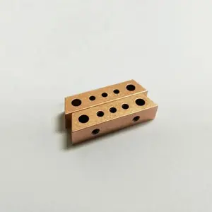 Servizio personalizzato OEM di alta precisione lavorazione CNC blocchi Tremolo in ottone per parti di chitarra