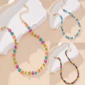 Collar de Cuentas de Semillas de Flores Coloridas, Hecho a Mano, Estilo Bohemio, Joyería para Fiestas, Origen Yiwu AXL-0055C - Product Image 1