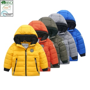 <span class=keywords><strong>Giacca</strong></span> <span class=keywords><strong>Invernale</strong></span> Imbottita Personalizzata OEM per Bambini, con Cappuccio e Cerniera, Calda e Antivento in Tessuto di Poliestere - Product Image 1