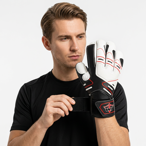 Gants de gardien de but de football blancs et noirs en cuir imperméables avec protection des doigts, sangle de poignet réglable et fermeture auto-agrippante respirante - Product Image 6