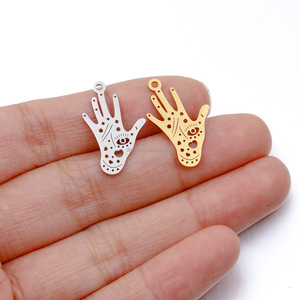 Amuletos de <span class=keywords><strong>Mano</strong></span> de Acero Inoxidable Personalizados con Ojo Turco, Regalos de Protección Significativos, Colgantes <span class=keywords><strong>Hamsa</strong></span> Personalizados para Creación de Joyería Única - Product Image 5