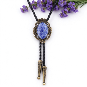 Collar Bolo Tie Vintage de Metal Bronce Antiguo con Piedra Azul y Cordón de Cuero Trenzado, Clásico para Uso Diario - Product Image 1