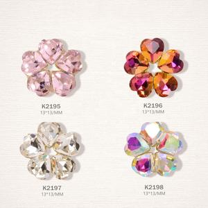Paso Sico <span class=keywords><strong>2021</strong></span> nuevos productos para <span class=keywords><strong>uñas</strong></span> Super brillante 3D diamante cristal piedra <span class=keywords><strong>estilo</strong></span> <span class=keywords><strong>coreano</strong></span> flor diseño Nail Art Charms Decoración - Product Image 3