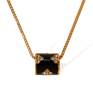 สร้อยคอเคลือบเงาแฟชั่น ชุบทอง ทำจากสแตนเลส สำหรับผู้หญิง - Product Image 6