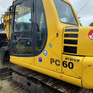 Excavatrice PC60-7 d'occasion KOMATSU mini pelleteuse 6 tonnes avec noyau de pompe hydraulique d'origine composant moteur vente d'occasion - Product Image 1