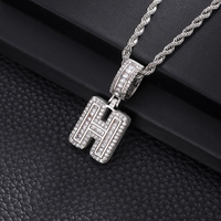 TZM1 Collier Pendentif Unisexe en Laiton Argenté avec Lettre de l'Alphabet Anglais en Zircon, Style Hip-Hop New Rock, Bijou de Mode pour Hommes