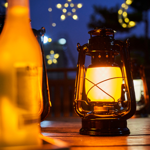 Đèn Dầu Led Cổ Điển 5W, 4 Màu Di Động, Có Thể Sạc Lại, Phong Cách Cổ Điển, Cắm Trại - Product Image 4