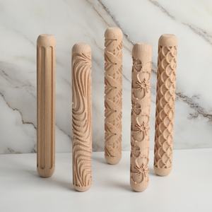 Bâton de gaufrage en bois de hêtre massif Outils en céramique Tête Texture bois Rouleau de boue pour les écoliers Planche à pâtisserie Rouleau à pâtisserie Motif - Product Image 4