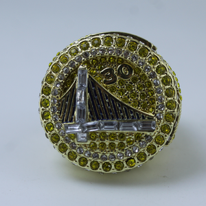 Anillo <span class=keywords><strong>de</strong></span> Moda Personalizado <span class=keywords><strong>de</strong></span> los Golden State Warriors 2022, Giratorio, <span class=keywords><strong>de</strong></span> Aleación, Chapado en Plata 925, con Cristales <span class=keywords><strong>de</strong></span> Imitación - Product Image 3