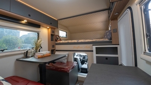 Changan Rv Camper Home Trailer, <span class=keywords><strong>camping</strong></span>-<span class=keywords><strong>car</strong></span> d'occasion haute performance, <span class=keywords><strong>camping</strong></span>-<span class=keywords><strong>car</strong></span> <span class=keywords><strong>chinois</strong></span>, blanc, 6 places, transmission intégrale/4 roues motrices, aluminium, essence, 140 km/h - Product Image 3