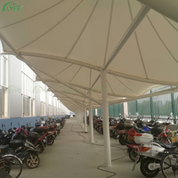 Abri de voiture en membrane tendue Lyfe sur mesure, tissu PVDF haute résistance