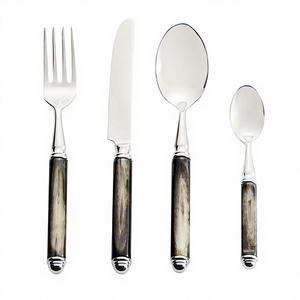 Ensemble de couverts en acier inoxydable de qualité authentique, poli miroir, durable, design tendance, fabriqué à la main, en vente - Product Image 1