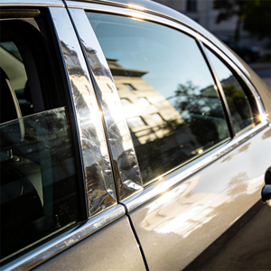 カスタムUVカットDIYカット可能着脱式カーウィンドウティントフィルム 取り外し可能 1.5m×30m ウィンドウティントフィルム プライバシー保護 - Product Image 1