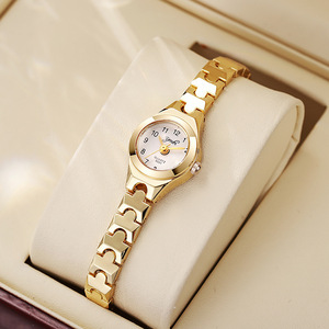 Montre pour femme avec bracelet en acier, montre à quartz, petite taille, style professionnel, montre de mode de niche - Product Image 2
