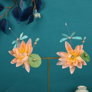 Nouveau style traditionnel chinois, coiffe Hanfu artisanale de conception originale, héritage culturel immatériel, fleur de lotus rose pour les cheveux - Product Image 1