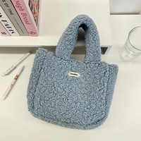 Sac fourre-tout pour femme, style mode, couleur unie, en peluche douce, petit sac à main, design classique, style décontracté, sac à déjeuner